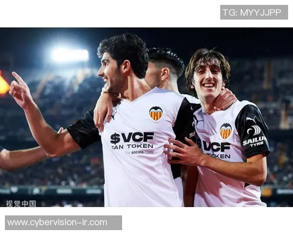 圣保罗队在主场迎战科隆竞技期待精彩对决与胜利归来