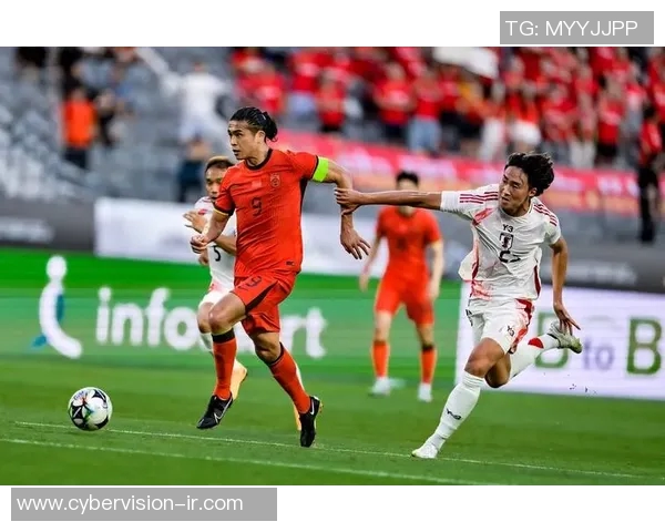 国足对阵香港上半场比分揭晓球迷期待下半场精彩表现